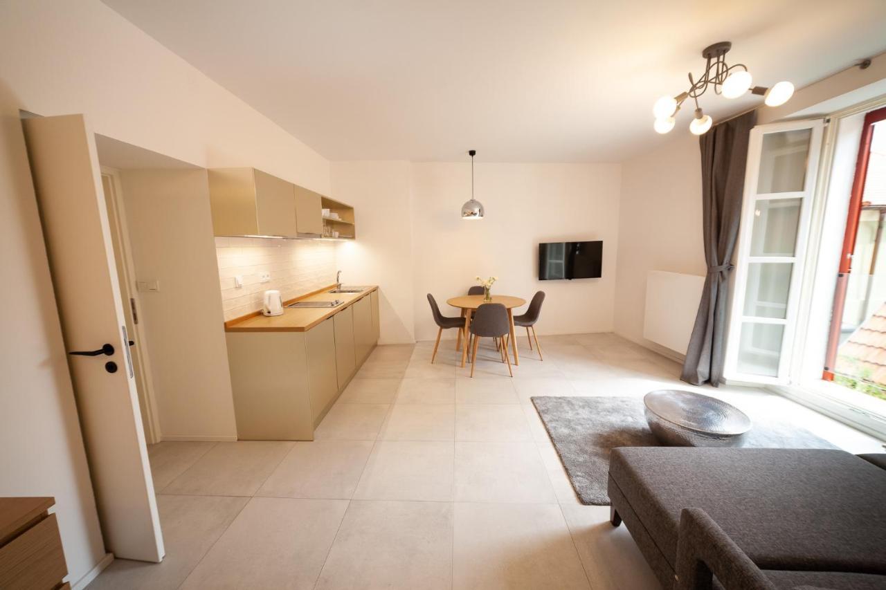 קונטה הורה Apartmany Dacicky 1 מראה חיצוני תמונה